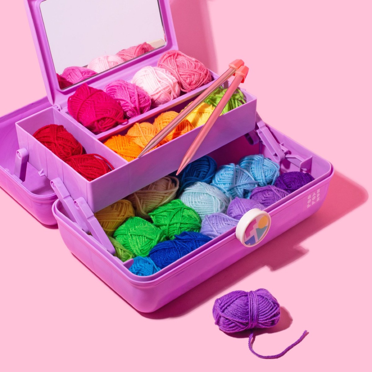 THE WHOLE KIT N’ CABOODLE!